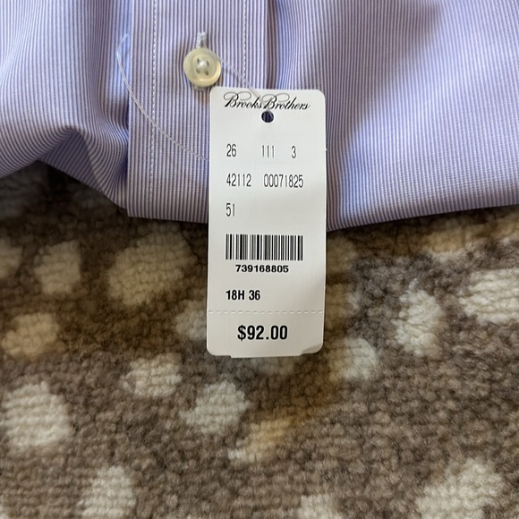 Bundle of 4 button down shirts - fit like XXL - Picture 8 of 11